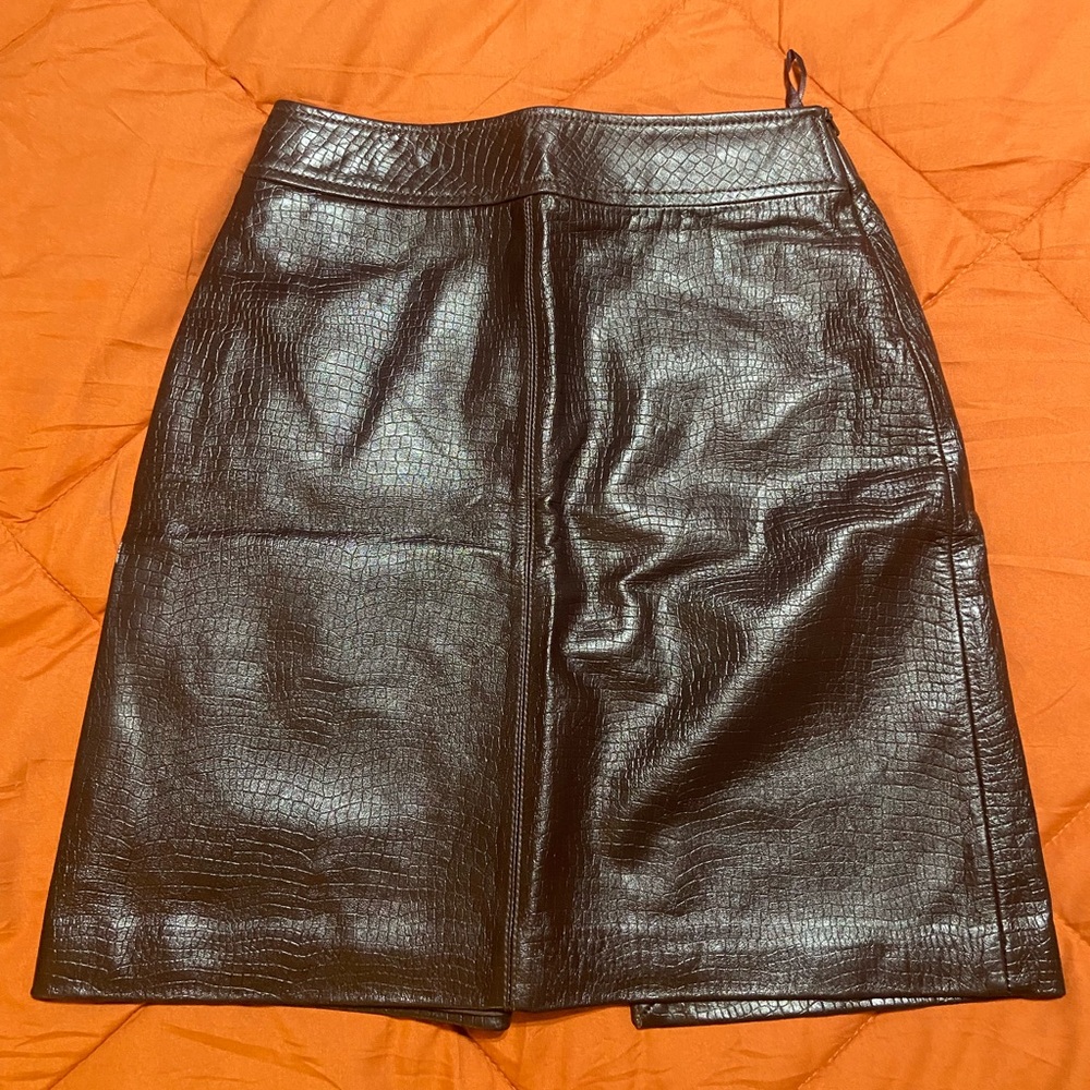 Old navy snakeskin skirt